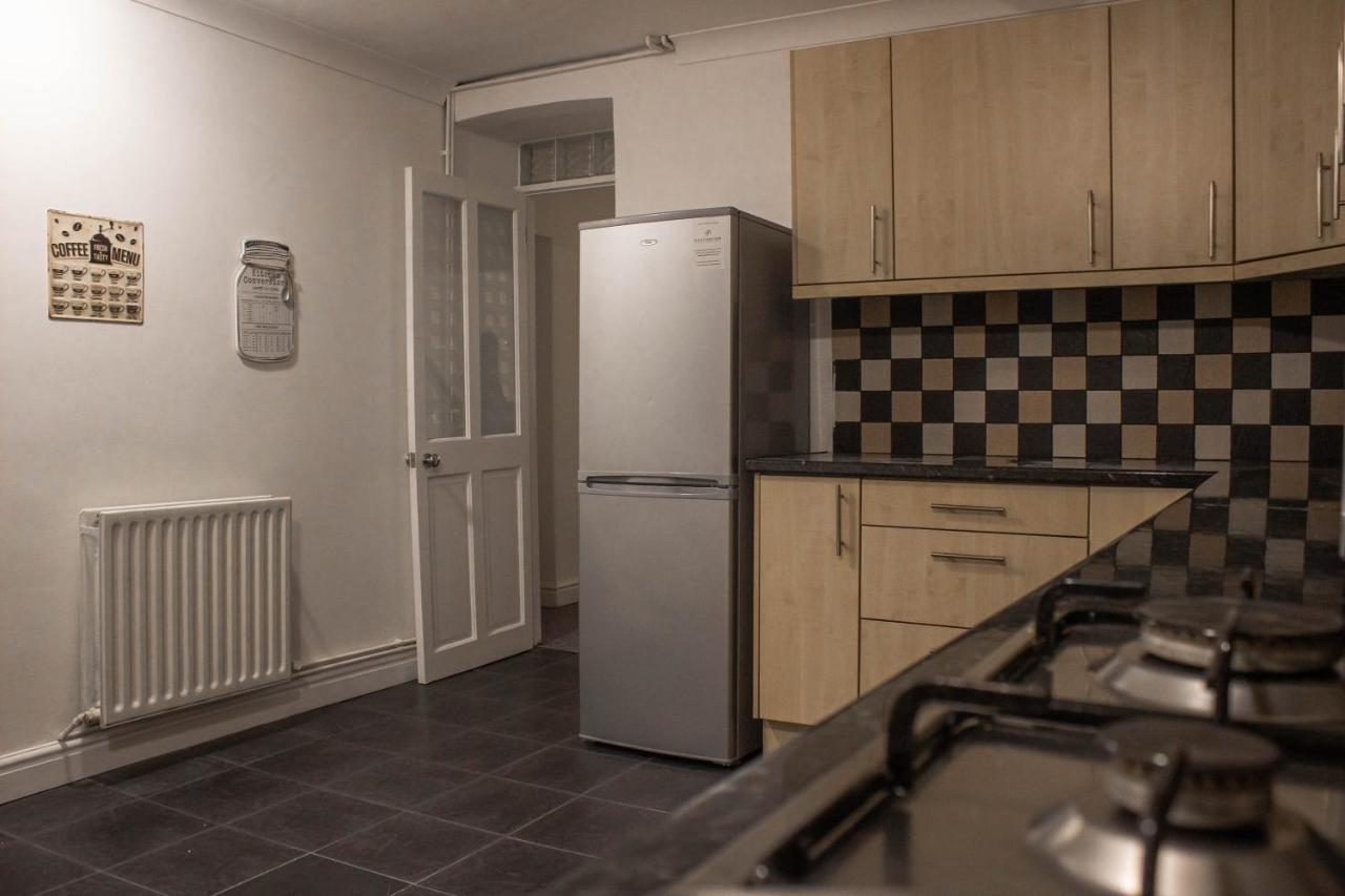 Business Friendly 3Br Home - King Size Beds & Centrally Located Swansea Zewnętrze zdjęcie