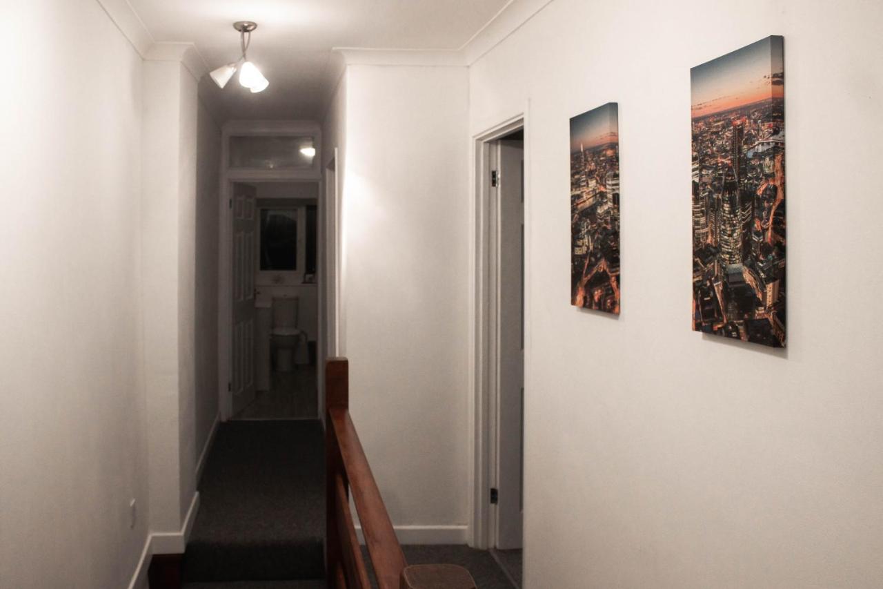 Business Friendly 3Br Home - King Size Beds & Centrally Located Swansea Zewnętrze zdjęcie