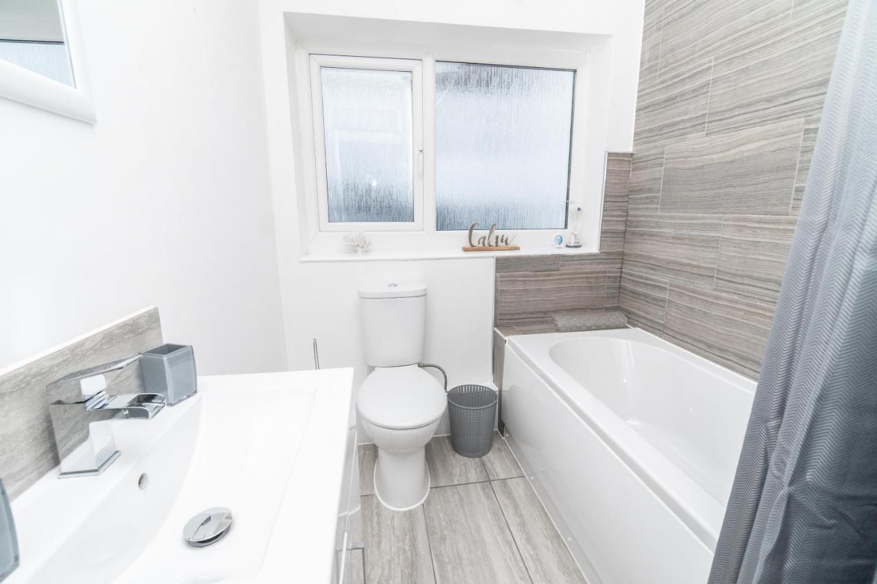 Business Friendly 3Br Home - King Size Beds & Centrally Located Swansea Zewnętrze zdjęcie