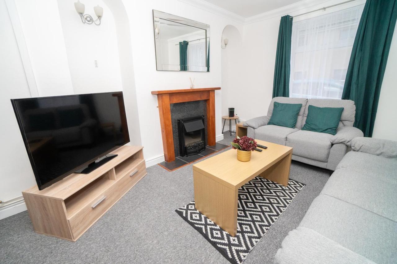 Business Friendly 3Br Home - King Size Beds & Centrally Located Swansea Zewnętrze zdjęcie