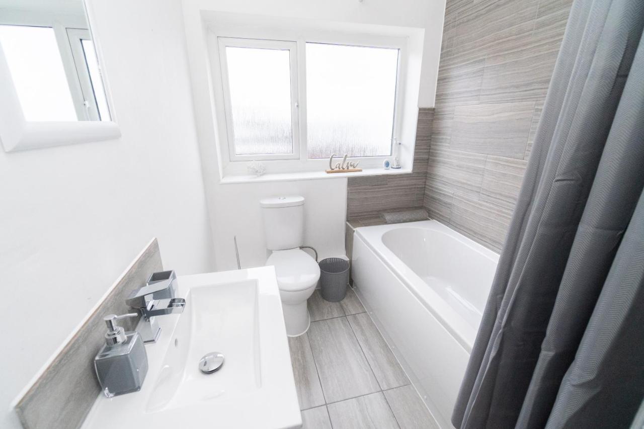 Business Friendly 3Br Home - King Size Beds & Centrally Located Swansea Zewnętrze zdjęcie